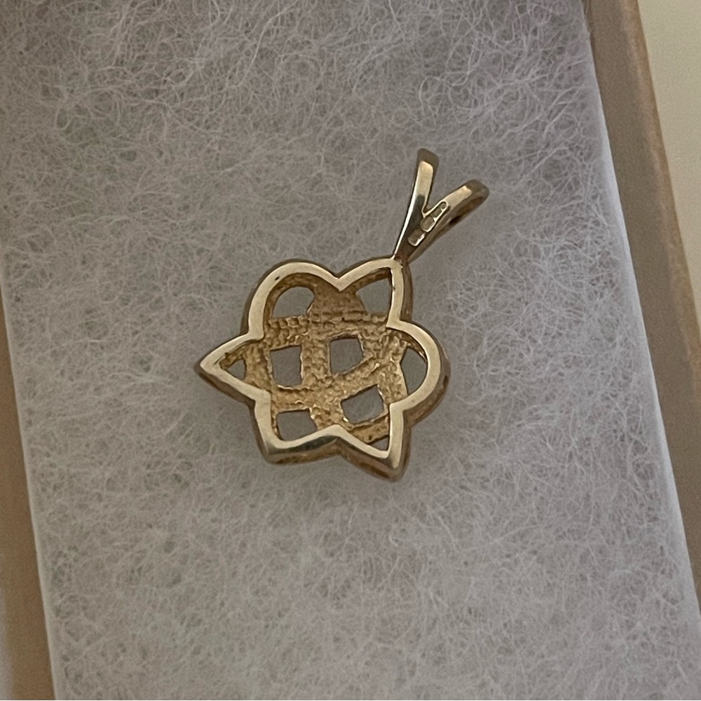 💛HP💛Vintage 14k Gold Celtic pendant - Picture 2 of 11